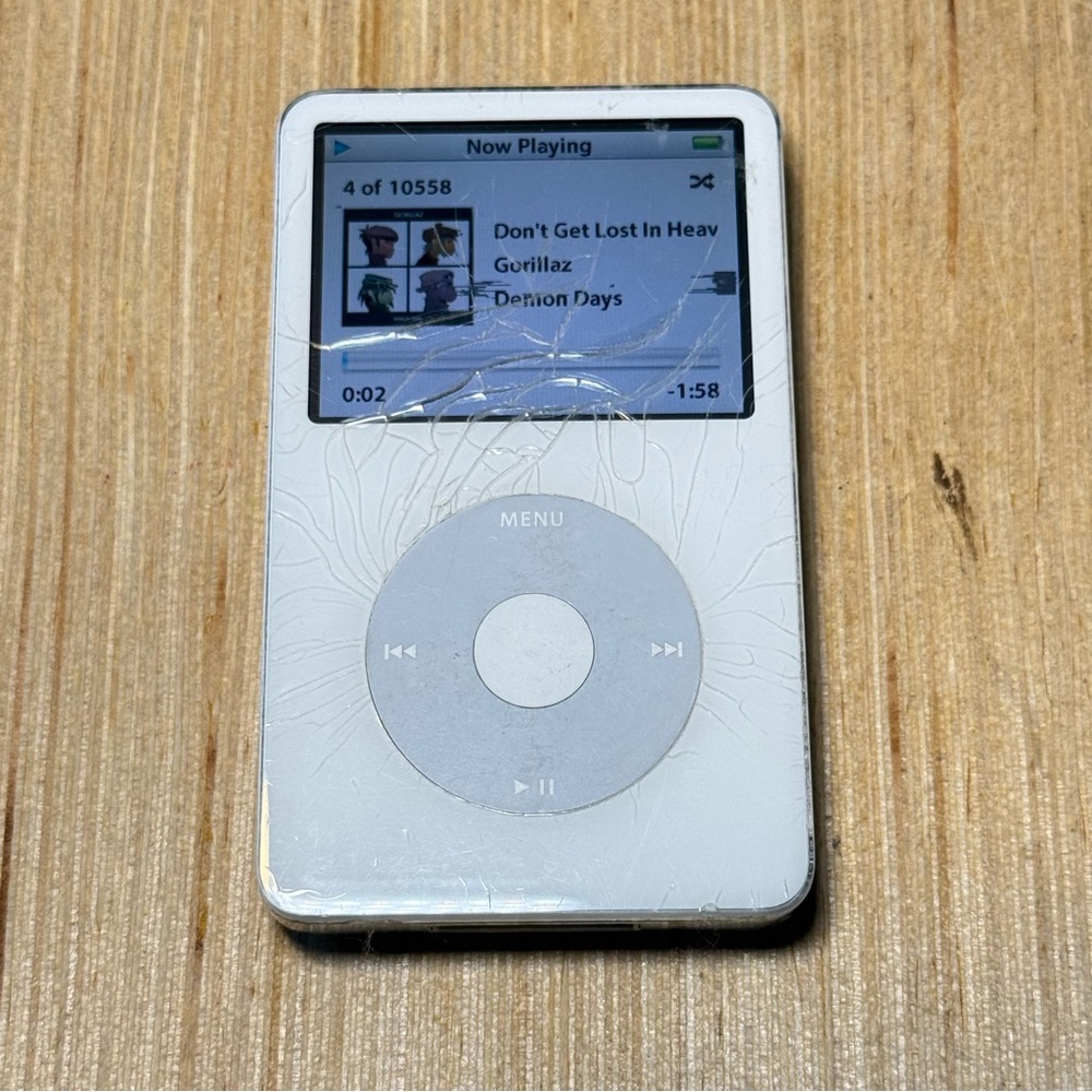 Apple iPod 5thGen A:1136 80GB White Tested Good w/10558-Song-Charg Read Info Blw